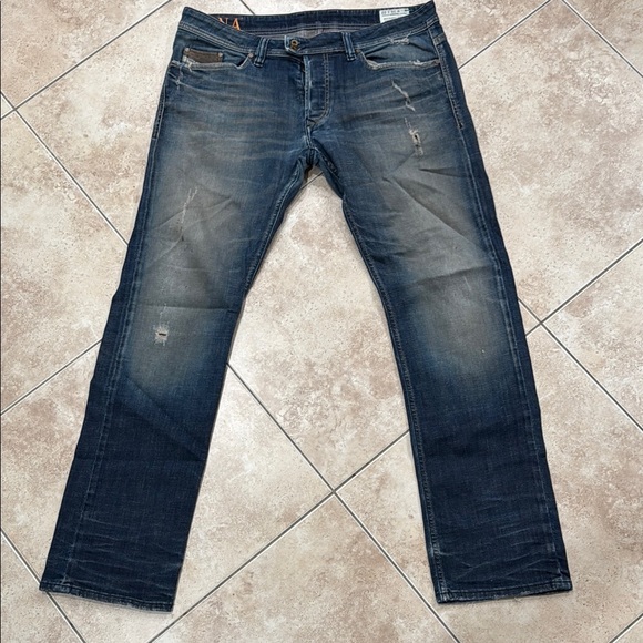 Diesel DNA Dirtynewage Viker R Box  Men's Jeans 36 x 32 - Picture 1 of 16